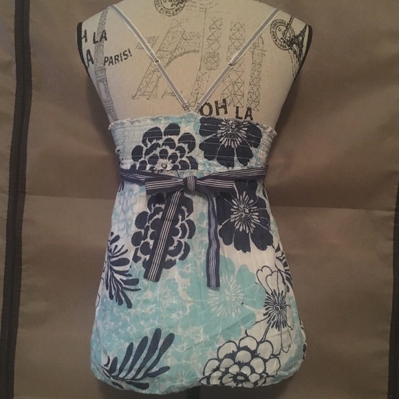 Flowy Tank Top, Blue Floral Print - Picture 3 of 5